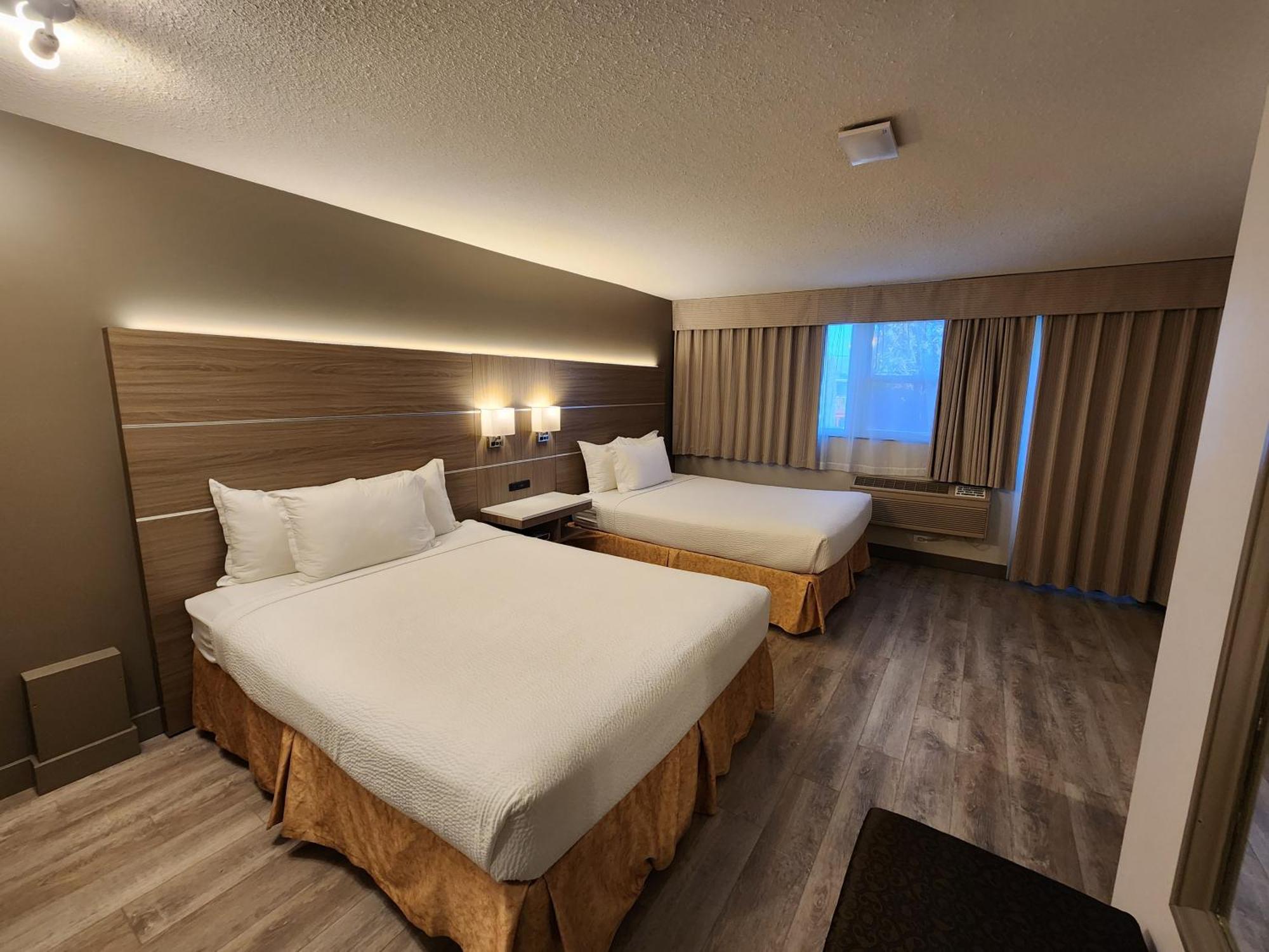 Days Inn By Wyndham Penticton Conference Centre Экстерьер фото