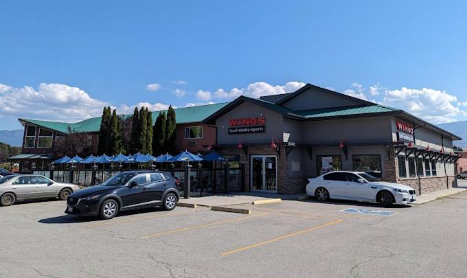 Days Inn By Wyndham Penticton Conference Centre Экстерьер фото