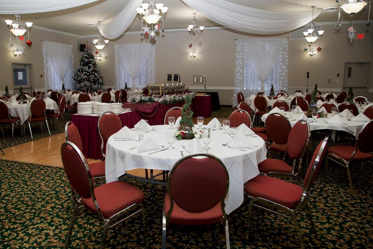 Days Inn By Wyndham Penticton Conference Centre Экстерьер фото